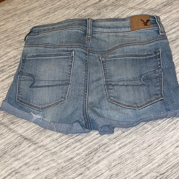 American Eagle Shorts - Picture 2 of 2